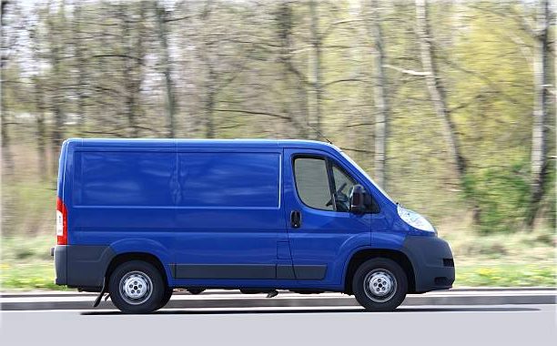 Blueberry First Delivery Service delivering cakes flowers and cold items in UAE